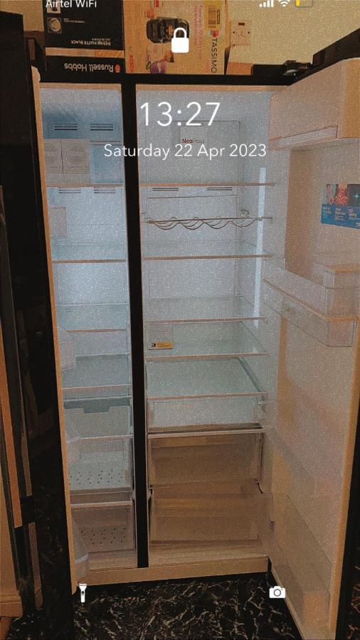 Lovely 2 Bed Flat/Apt In East London- Nice Estate. 다게넘 외부 사진
