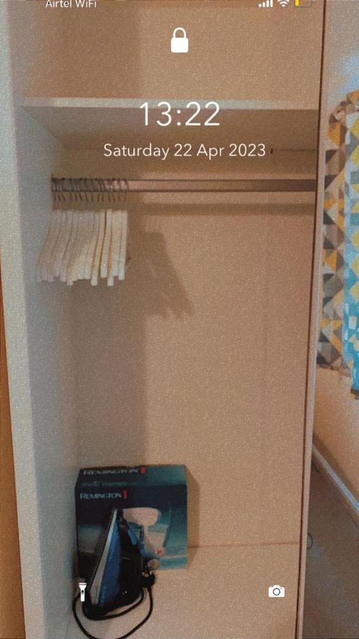 Lovely 2 Bed Flat/Apt In East London- Nice Estate. 다게넘 외부 사진