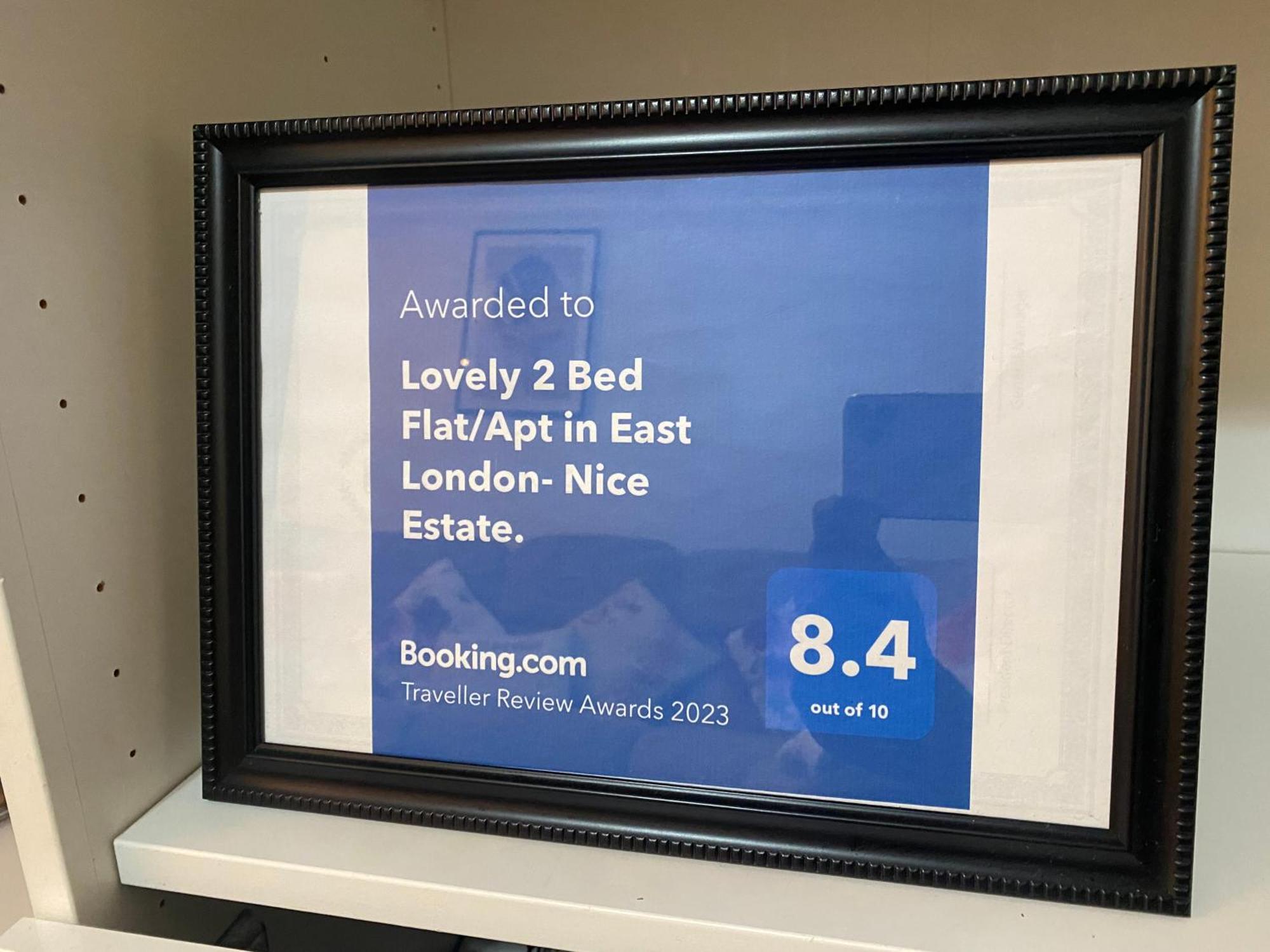 Lovely 2 Bed Flat/Apt In East London- Nice Estate. 다게넘 외부 사진
